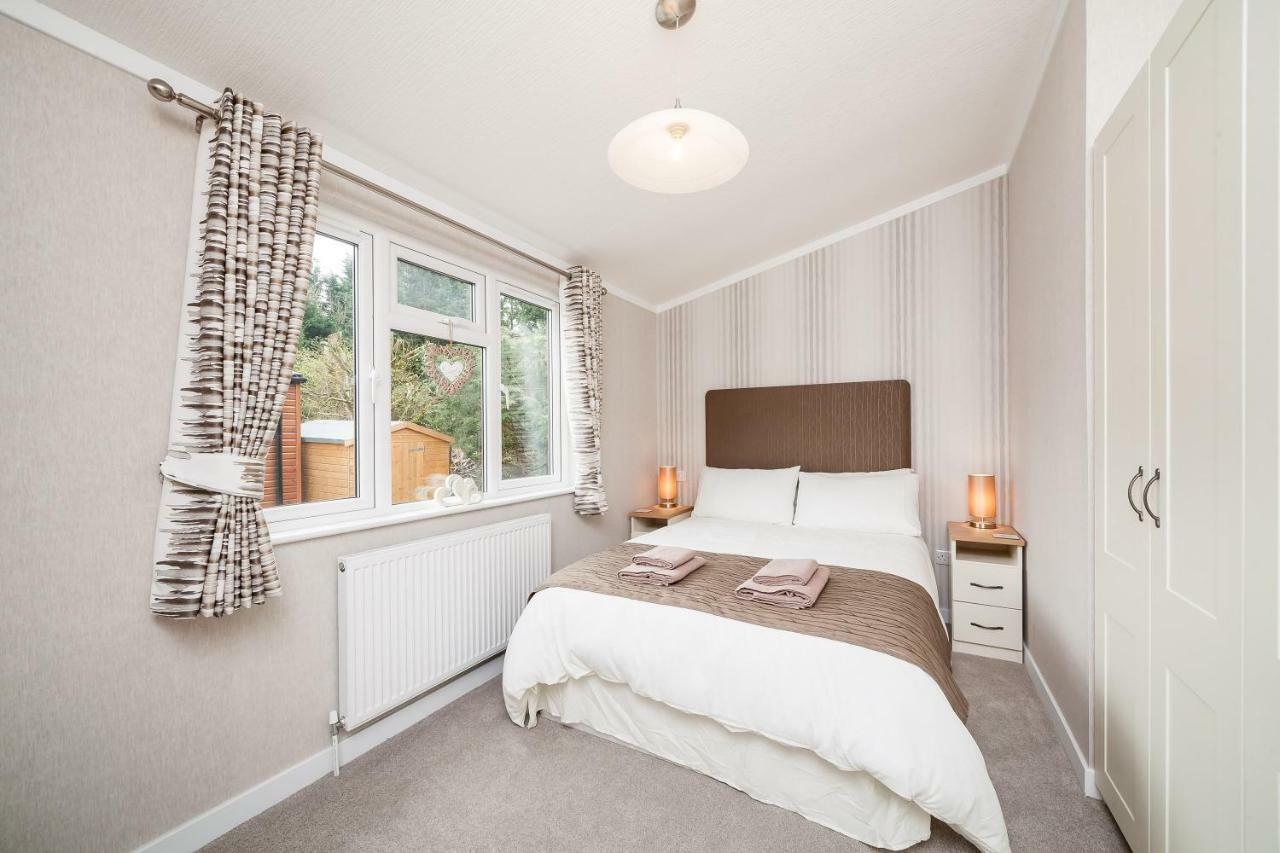 Thistle Lodge Auchterarder Esterno foto
